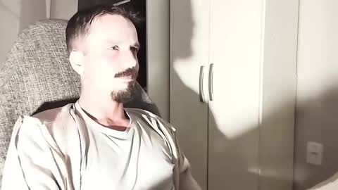 Snapshot of lookaz4010 chatting on October 10, 11:04 pm Lucas online show from October 10, 11:04 pm