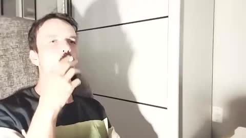 Lucas online show from December 13, 7:53 pm