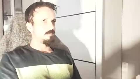 Lucas online show from December 22, 12:24 pm