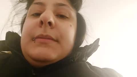 loolaunshaved online show from April 2, 1:47 am