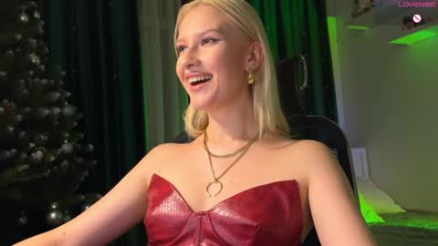 Lora heil online show from December 19, 2:24 pm