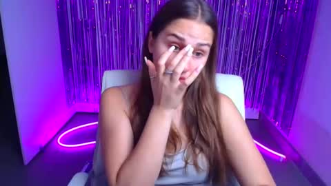 Lora online show from September 19, 5:31 am