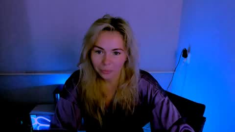 Snapshot of loraboyar chatting on May 14, 2:40 am Lora online show from May 14, 2:40 am