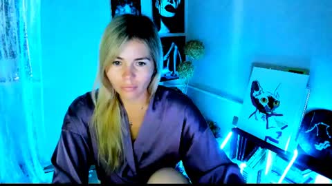 Lora online show from July 9, 2:26 am