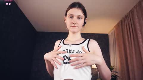 Snapshot of loradarter chatting on October 26, 5:13 am Lora online show from October 26, 5:13 am