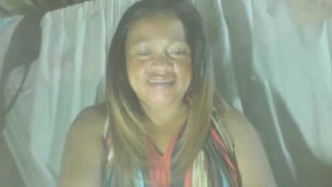 LorahVane online show from April 5, 8:17 pm