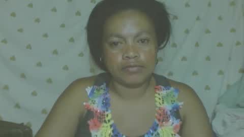 LorahVane online show from April 18, 2:59 am