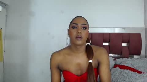 Loraine online show from November 19, 9:26 pm