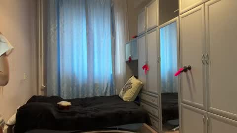 Hello there im Luna Im new here Lets have fun online show from April 21, 3:07 pm