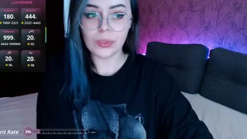 Snapshot of loramoonnn chatting on June 14, 2:46 am Lora online show from June 14, 2:46 am