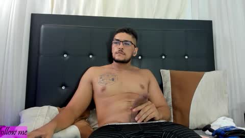 Snapshot of lord_note chatting on March 5, 8:05 pm lord_note online show from March 5, 8:05 pm