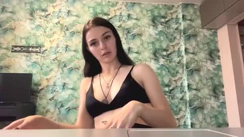 Olivia online show from September 9, 12:15 pm