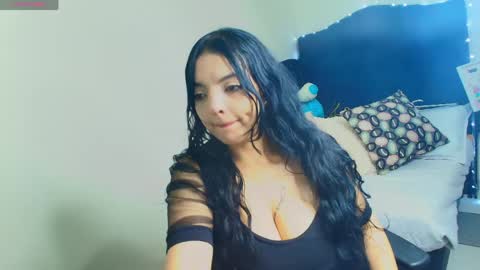 Loren online show from May 27, 7:55 pm