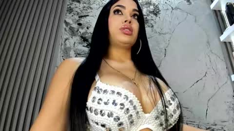 Doll Queen online show from November 14, 10:58 am