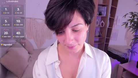 Loren online show from October 17, 2:08 pm