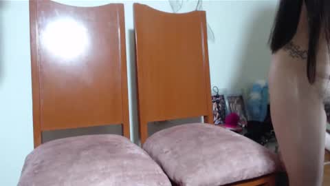 lorena  allison online show from December 3, 7:44 pm