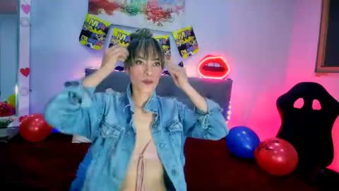 Snapshot of lorena_sweet3 chatting on June 27, 2:23 pm lorena_sweet3 online show from June 27, 2:23 pm