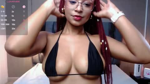 Lorena Vieira  online show from December 22, 9:31 pm