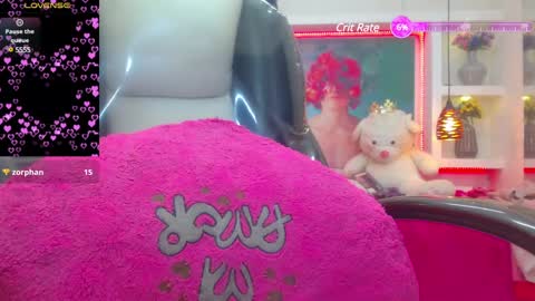 Snapshot of lorenapinto_ chatting on January 20, 7:25 am lore online show from January 20, 7:25 am