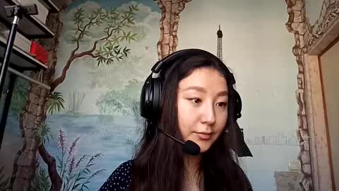 Snapshot of lorenelanosa chatting on December 2, 7:14 am Sofia online show from December 2, 7:14 am