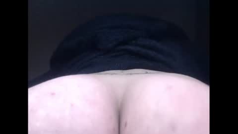 Snapshot of lorenitha_20 chatting on July 27, 6:15 pm lorenitha online show from July 27, 6:15 pm