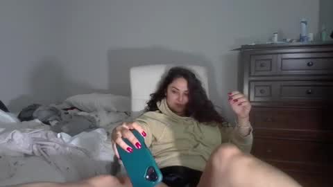 Snapshot of lorenlovely chatting on October 7, 3:36 am lorenlovely online show from October 7, 3:36 am