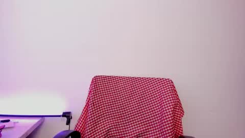 Snapshot of loreth_jw chatting on July 2, 6:58 pm Queen Loreth online show from July 2, 6:58 pm
