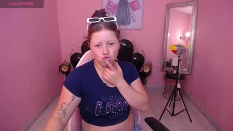 lorethe_demon online show from April 21, 12:55 pm