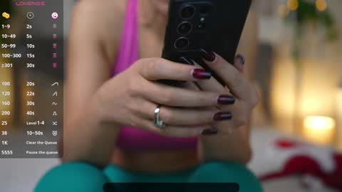 Snapshot of lorettelorenaa chatting on December 23, 8:14 pm LoretteLorena online show from December 23, 8:14 pm