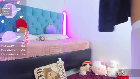 LorettMatthew online show from February 12, 11:29 am