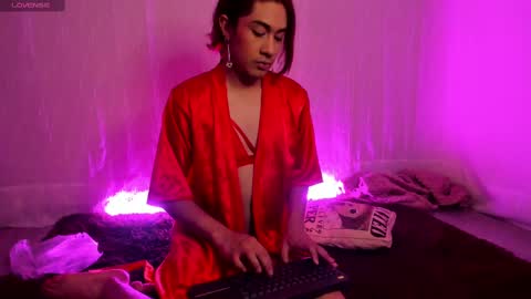 LorettMatthew online show from March 5, 3:40 am