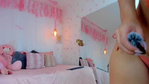 Lori Evans online show from January 18, 3:54 am