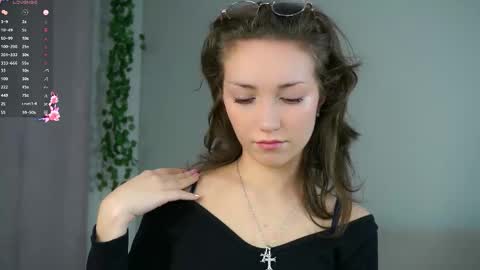 Naomi online show from November 17, 9:53 pm