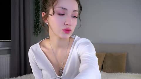 Naomi online show from November 26, 9:49 pm