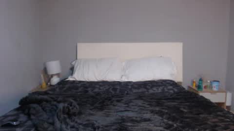 ebonythickbigass online show from February 28, 12:10 am