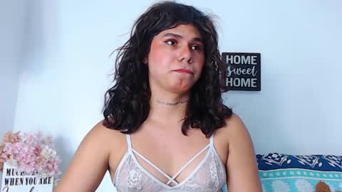 Lorraine online show from February 20, 4:57 pm