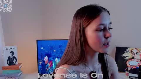 Jess online show from February 2, 7:29 am