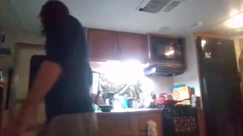 Snapshot of lost_sinner2401 chatting on May 4, 12:39 am Sensei online show from May 4, 12:39 am