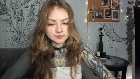 Snapshot of lostallice chatting on October 31, 4:24 am lostallice online show from October 31, 4:24 am