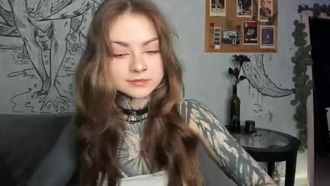 lostallice online show from February 6, 4:28 am