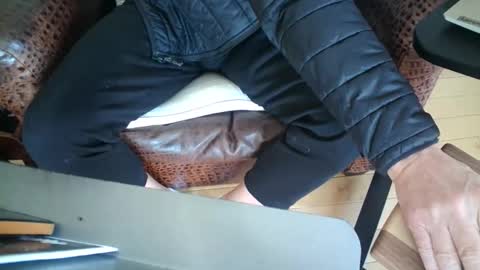 lostboynh online show from March 10, 2:22 pm