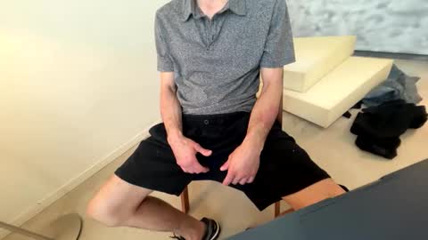 lostpuppyboy online show from February 27, 7:47 pm