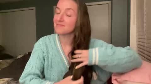 lothlori online show from March 29, 2:00 am