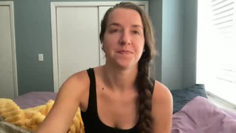 lothlori online show from June 30, 3:02 pm