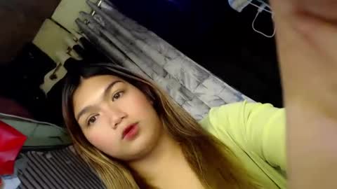 Snapshot of louheart chatting on December 15, 5:31 pm Sweet   online show from December 15, 5:31 pm