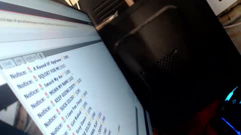 Snapshot of louheart chatting on December 19, 2:57 pm Sweet   online show from December 19, 2:57 pm