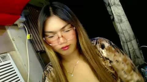 Snapshot of louheart chatting on January 2, 2:13 pm Sweet   online show from January 2, 2:13 pm