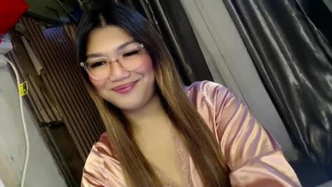 Snapshot of louheart chatting on March 3, 6:55 pm Sweet   online show from March 3, 6:55 pm