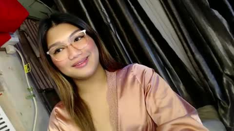 Snapshot of louheart chatting on March 8, 7:09 pm Sweet   online show from March 8, 7:09 pm