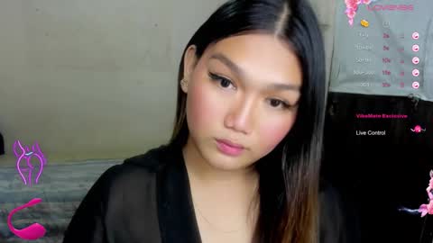 Snapshot of louheart chatting on October 2, 6:48 pm Sweet   online show from October 2, 6:48 pm